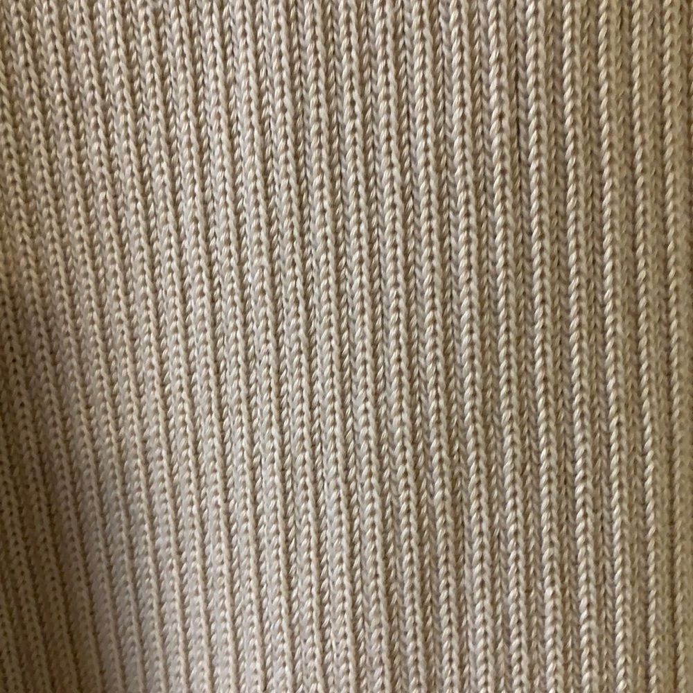 Vest - Picture 4 of 6